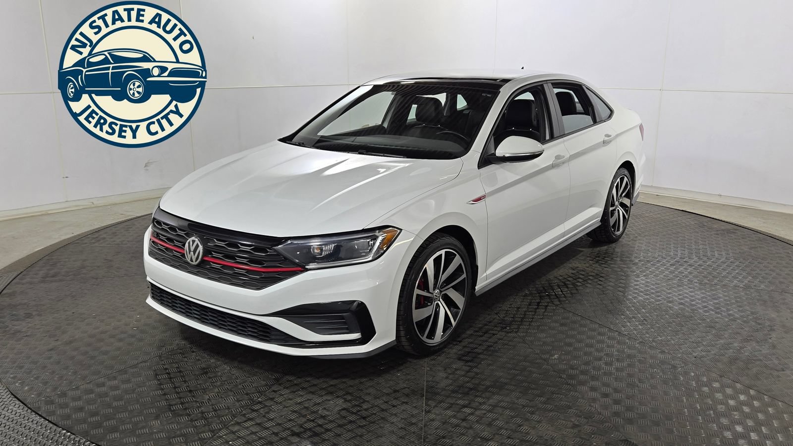 Used 2019 Volkswagen Jetta GLI Autobahn FWD image 3