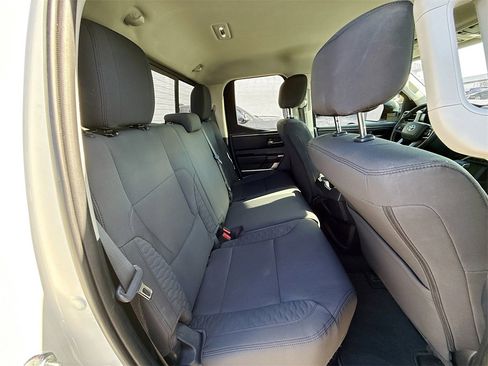 Used 2022 Toyota Tundra SR5 image 30