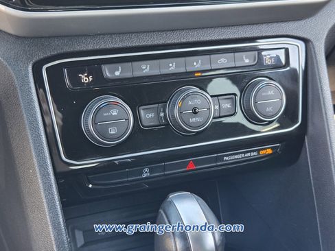 Used 2022 Volkswagen Atlas Cross Sport SE image 22