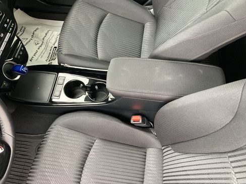 Certified 2022 Toyota Prius Prime LE image 24