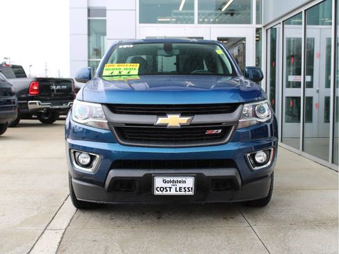 Used 2019 Chevrolet Colorado Z71 image 2