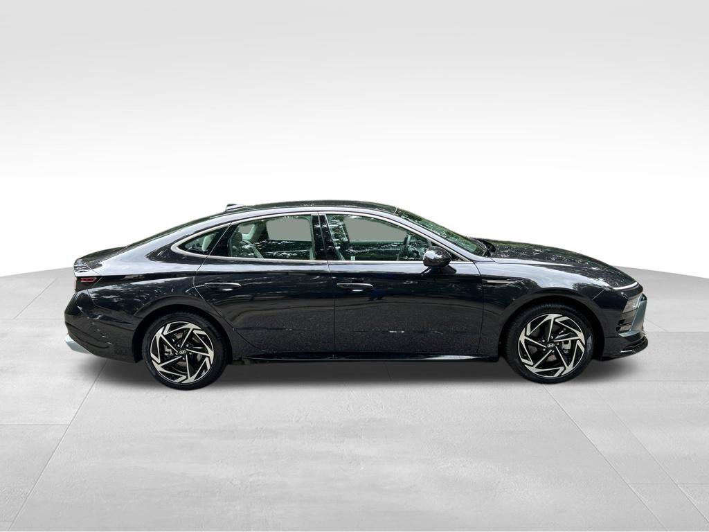 Certified 2026 Hyundai Sonata SEL FWD image 7