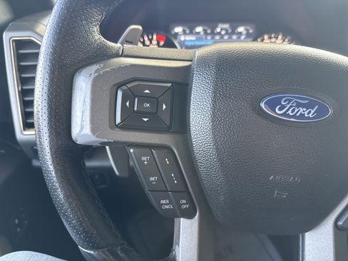 Used 2018 Ford F150 Raptor w/ Equipment Group 802A Luxury image 30