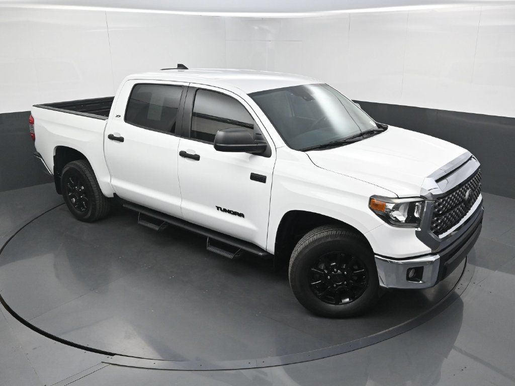 Used 2020 Toyota Tundra SR5 w/ SR5 Leather Package AWD/4WD image 29