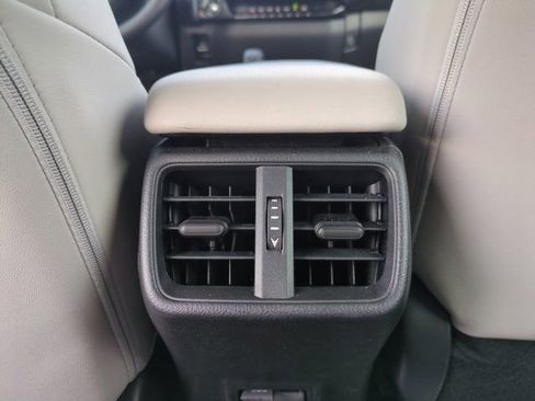 Used 2025 Lexus UX 300h FWD image 27