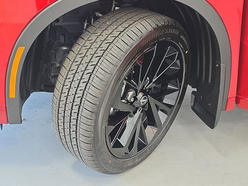 New 2026 Nissan Rogue Platinum AWD/4WD image 33
