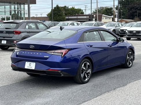 Certified 2021 Hyundai Elantra Limited FWD image 25