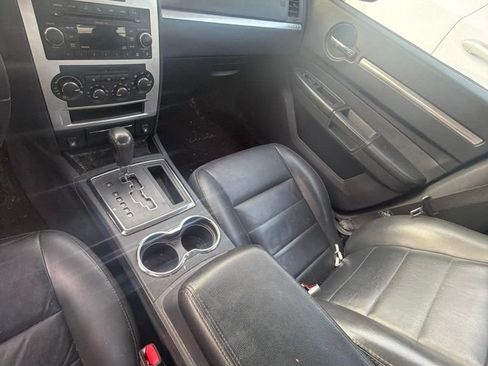 Used 2010 Dodge Charger Rallye RWD image 6