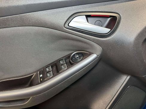 Used 2013 Ford Focus Titanium w/ Titanium Handling Pkg image 8