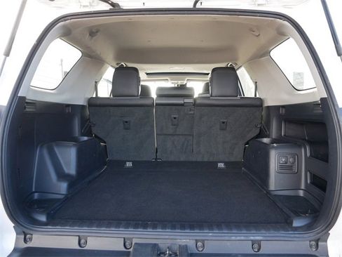 Used 2020 Toyota 4Runner Limited image 18