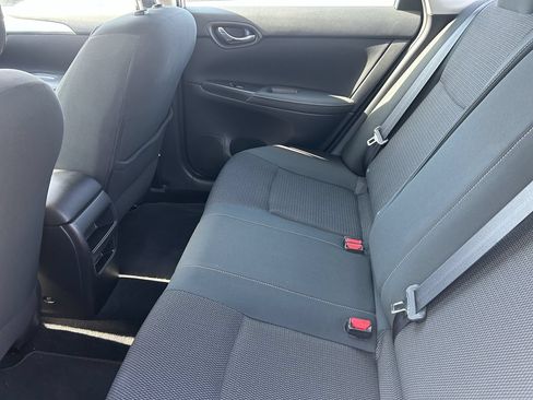 Used 2019 Nissan Sentra S FWD image 6