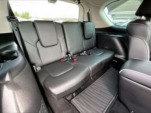 Used 2023 INFINITI QX80 Premium Select w/ All-Season Package RWD image 39