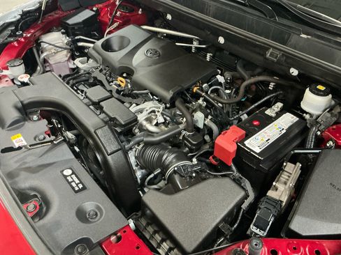 Certified 2021 Toyota RAV4 Limited FWD image 21