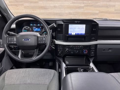 Used 2025 Ford F350 XLT image 2