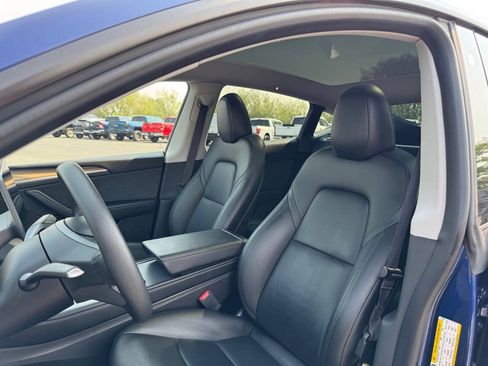 Used 2023 Tesla Model Y Long Range AWD/4WD image 12