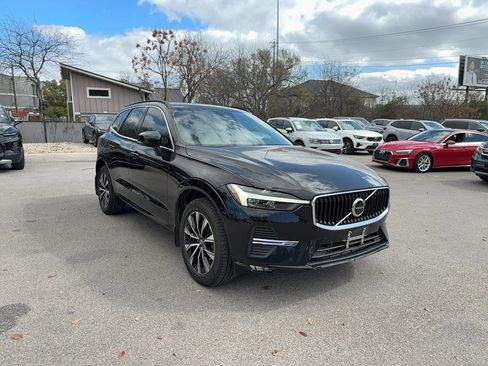Certified 2023 Volvo XC60 B5 Core w/ Climate Package image 6