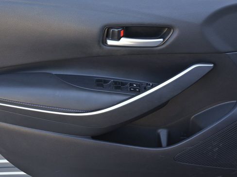 Used 2021 Toyota Corolla SE image 13