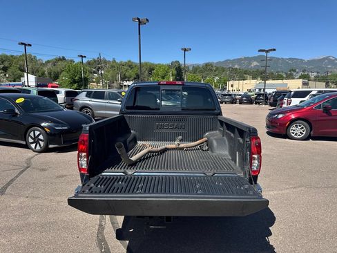 Used 2019 Nissan Frontier SV RWD image 5