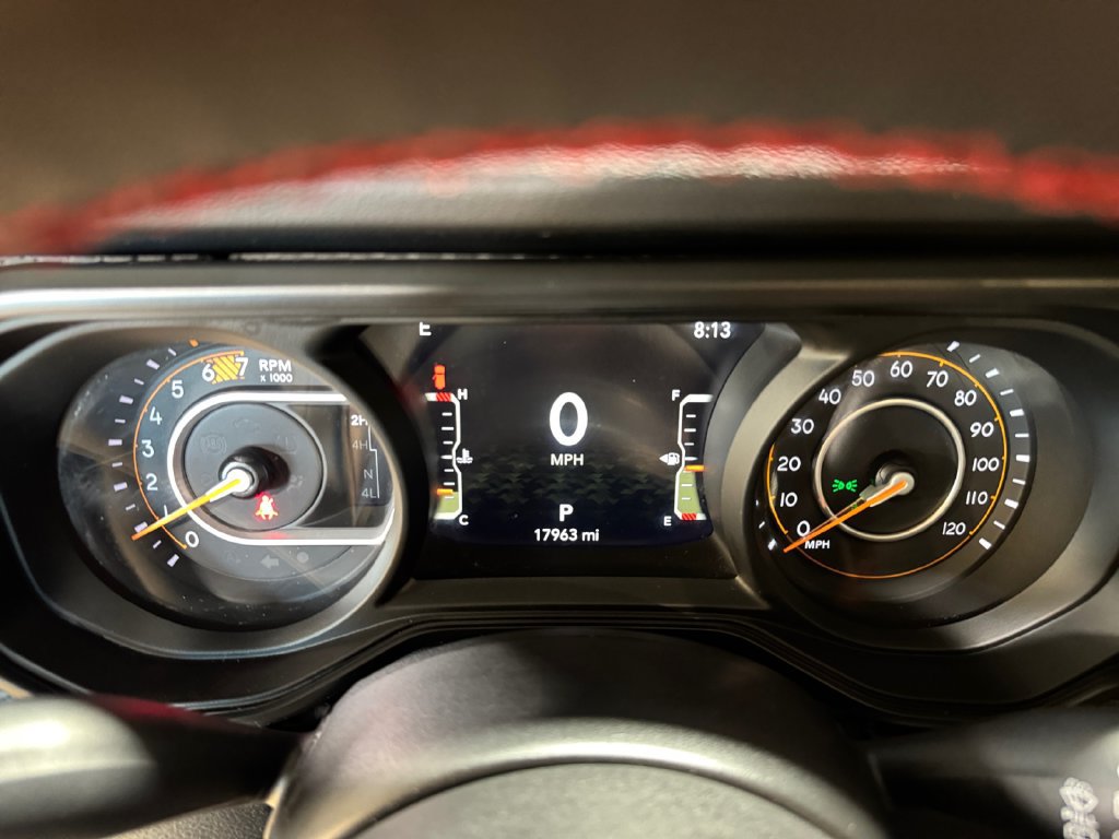 Used 2024 Jeep Wrangler Unlimited Rubicon w/ Technology Group AWD/4WD image 16