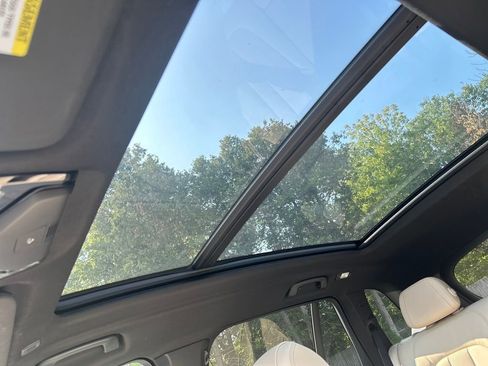 Used 2022 BMW X5 xDrive40i w/ Premium Package image 34