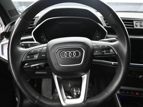 Used 2021 Audi Q3 2.0T Premium Plus w/ Premium Plus Package image 13