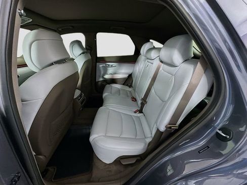 New 2026 Genesis GV70 2.5T Advanced AWD/4WD image 17
