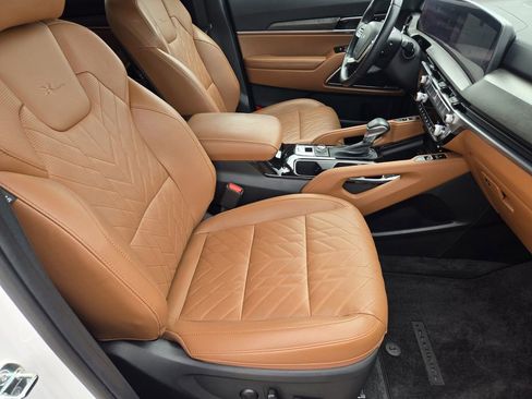 Used 2025 Kia Telluride SX X-Line image 12