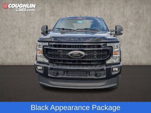 Used 2022 Ford F250 XLT w/ Black Appearance Package AWD/4WD image 3