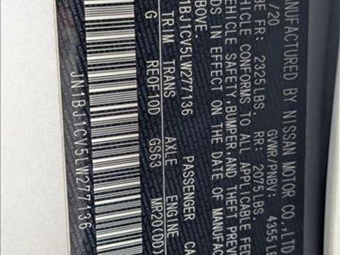 Used 2020 Nissan Rogue Sport S image 30