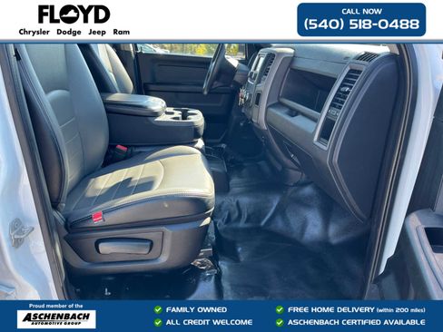 Used 2022 RAM 1500 Tradesman w/ Chrome Appearance Group image 30