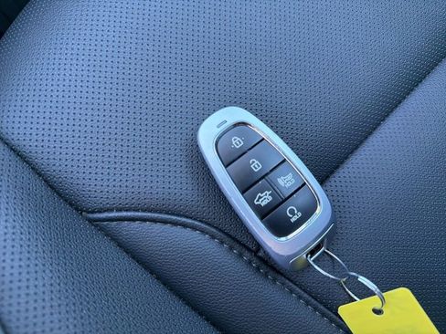 Used 2024 Hyundai Santa Cruz Night image 31