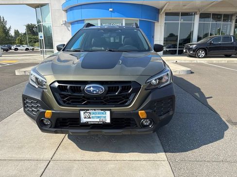 Used 2025 Subaru Outback Wilderness AWD/4WD image 14