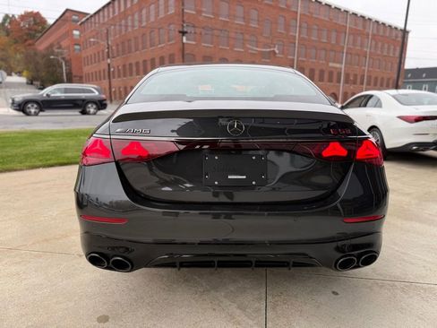 New 2026 Mercedes-Benz E 53 AMG e 4MATIC Sedan image 9