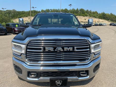 Used 2021 RAM 3500 Laramie AWD/4WD image 9