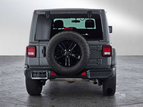 Used 2021 Jeep Wrangler Unlimited Sahara image 5