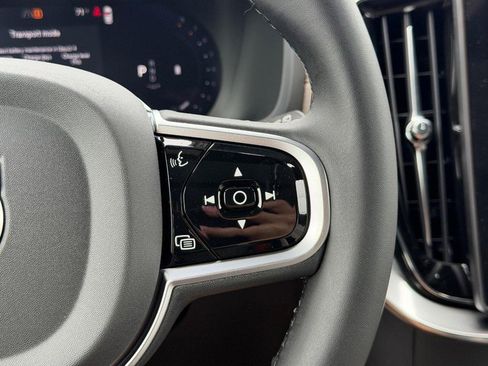 New 2026 Volvo XC90 B6 Plus w/ Protection Package Premier AWD/4WD image 10