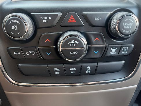 Used 2015 Jeep Grand Cherokee Laredo w/ Quick Order Package 23E image 21