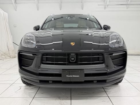 Certified 2023 Porsche Macan S AWD/4WD image 9