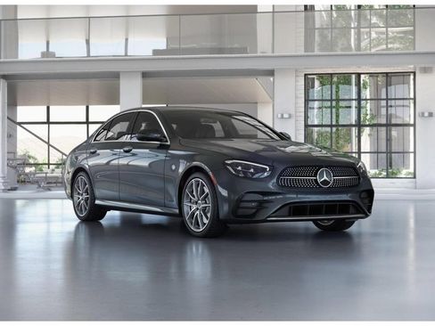 Used 2023 Mercedes-Benz E 350 4MATIC Sedan image 11