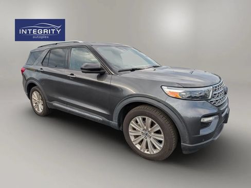 Used 2020 Ford Explorer Limited w/ Class III Trailer Tow Package AWD/4WD image 7