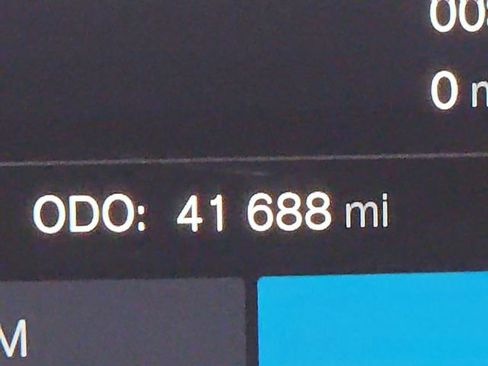 Used 2023 Volvo XC90 B6 Ultimate w/ Protection Package Premier image 15