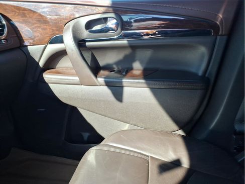 Used 2014 Buick Enclave Leather image 22