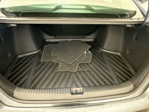 Used 2025 Honda Accord SE image 30
