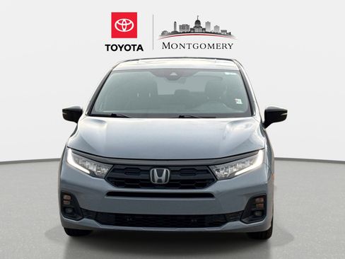 Used 2025 Honda Odyssey Sport-L image 8