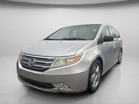 Used 2011 Honda Odyssey Touring image 8