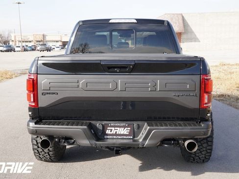 Used 2017 Ford F150 Raptor w/ Equipment Group 802A Luxury image 9