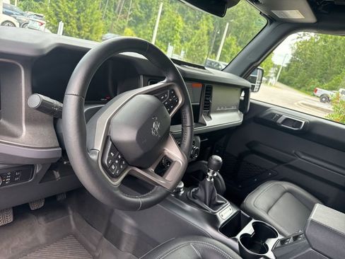 Used 2025 Ford Bronco Badlands w/ Sasquatch Package AWD/4WD image 15