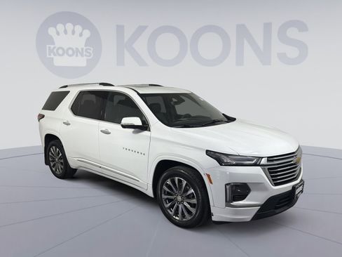 Used 2023 Chevrolet Traverse Premier image 10