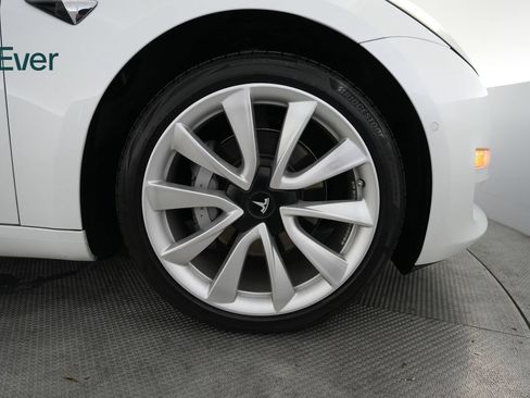 Used 2018 Tesla Model 3 Long Range RWD image 20