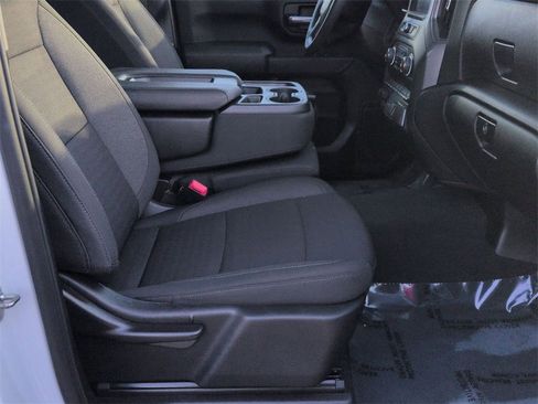 Certified 2025 Chevrolet Silverado 2500 Custom w/ Custom Value Package image 25